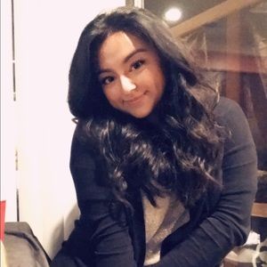 Meet your Posher, Angela